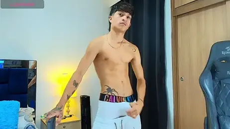 _CamiloBass stripchat stream image, 01.05.2026 22:40