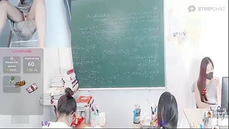 _Math_ stripchat stream image, 02.05.2026 02:20