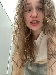 RussianWoman stripchat stream image, 02.05.2026 06:10