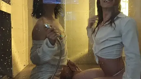 Ariel_Versace stripchat stream image, 02.05.2026 22:10
