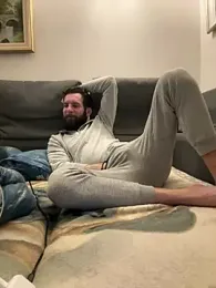 Michel_huge stripchat stream image, 04.05.2026 18:30