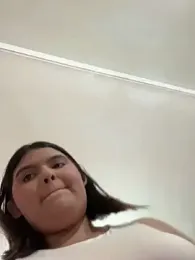 Lia_sexx stripchat stream image, 04.05.2026 19:00