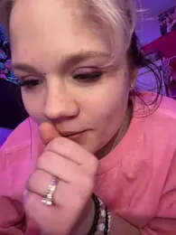 Cutiepiespanks stripchat stream image, 10.05.2026 02:00