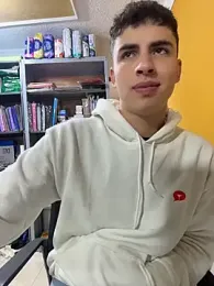 AdrianRinaldi stripchat stream image, 14.05.2026 13:50