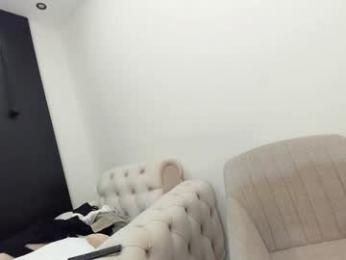 ehotlovea chaturbate stream image, 02.02.2025 00:00