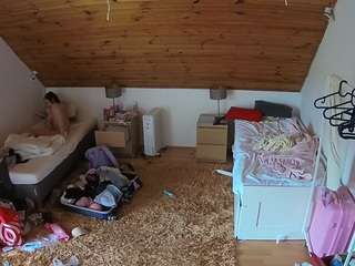 voyeurcam-julmodels-whitebed-3 camsoda stream image, 16.05.2026 16:10