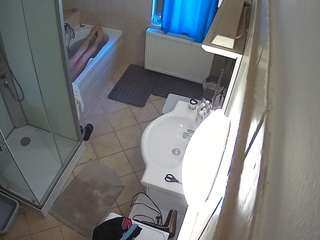 voyeurcam-julmodels-bath-2nd-2 camsoda stream image, 16.05.2026 16:10