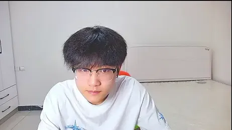 KK-cuteboy stripchat stream image, 20.05.2026 12:20