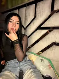 Laura-Khalifa stripchat stream image, 21.05.2026 03:20
