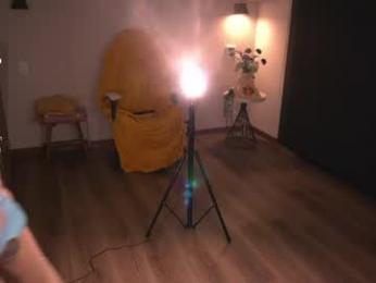 lau__1 chaturbate stream image, 29.05.2026 03:00