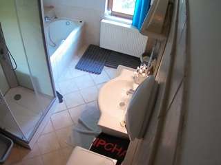 voyeurcam-julmodels-bath-2nd-2 camsoda stream image, 28.05.2026 11:30