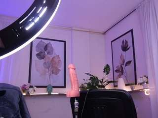 zoe-cruz21 camsoda stream image, 30.05.2026 12:40