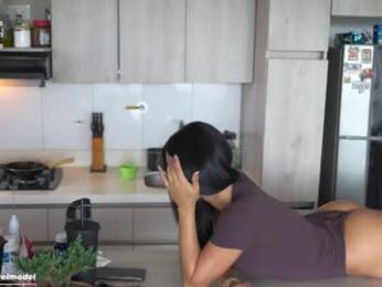 leyla_steel chaturbate stream image, 31.05.2026 13:30
