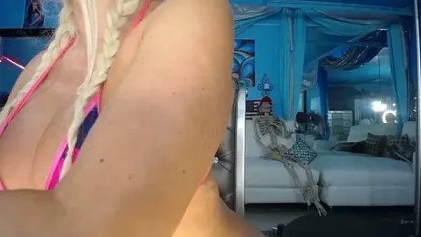 ADRIANNA_FOX stripchat stream image, 14.06.2026 08:10