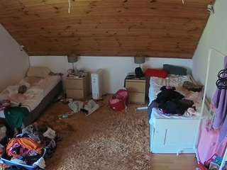 voyeurcam-julmodels-whitebed-3 camsoda stream image, 16.06.2026 07:40