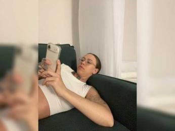 v_-_-_v bongacams stream image, 17.06.2026 16:10