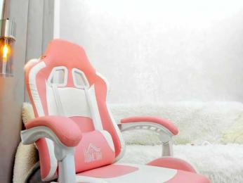 BritneyCharm bongacams stream image, 18.06.2026 07:10