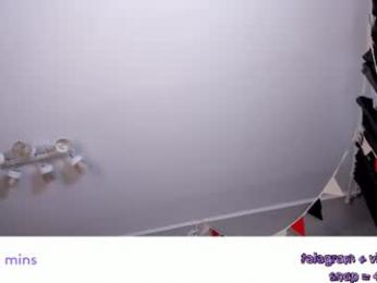 vivian_qwerty chaturbate stream image, 23.06.2026 05:50