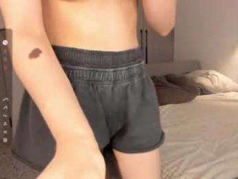 _vi_vi_ chaturbate stream image, 03.07.2026 06:20