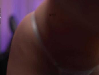 arimass bongacams stream image