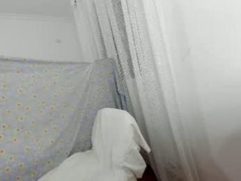 ehotlovea chaturbate stream image, 25.07.2026 02:30