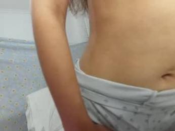 ehotlovea chaturbate stream image, 04.08.2026 03:00