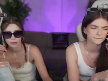 bright_diamonds_054 chaturbate stream image, 05.08.2026 11:30