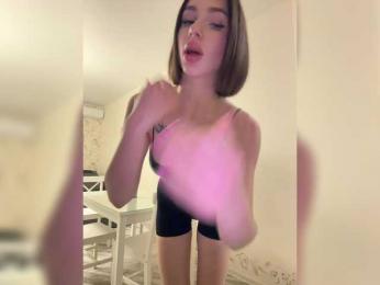 BabyDarii bongacams stream image, 12.03.2025 17:50
