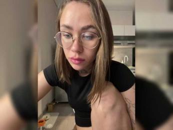 v_-_-_v bongacams stream image, 10.08.2026 14:30