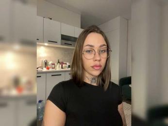 v_-_-_v bongacams stream image, 10.08.2026 14:30