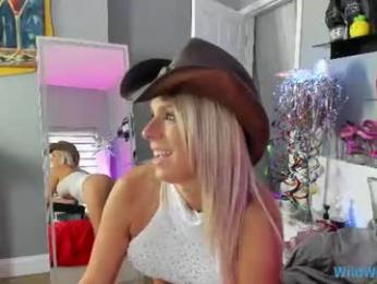 wildwifebarbie chaturbate stream image, 10.08.2026 16:30