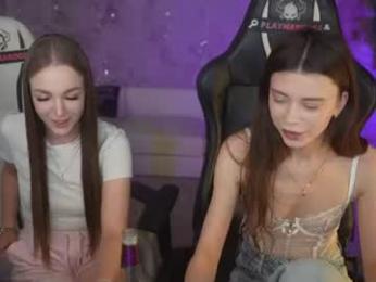 bright_diamonds_054 chaturbate stream image, 15.08.2026 18:40