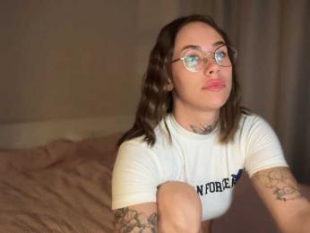v_-_-_v bongacams stream image, 20.08.2026 16:00