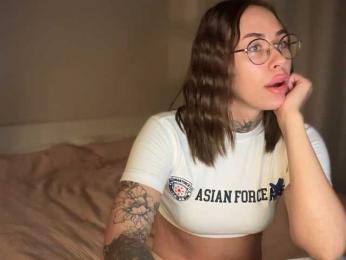 v_-_-_v bongacams stream image, 20.08.2026 16:00