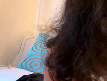 mriea_ chaturbate stream image, 24.08.2026 03:10