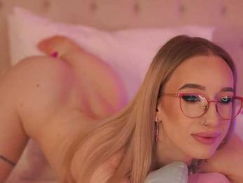 EmmaNaughty bongacams stream image, 31.08.2026 15:00