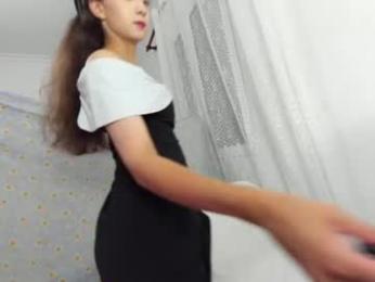 ehotlovea chaturbate stream image, 15.09.2026 04:50