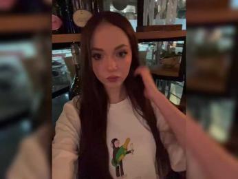 OlivkaVif bongacams stream image, 14.03.2025 17:50