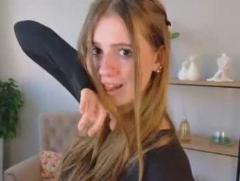 renatadoyle chaturbate stream image, 04.10.2026 11:00