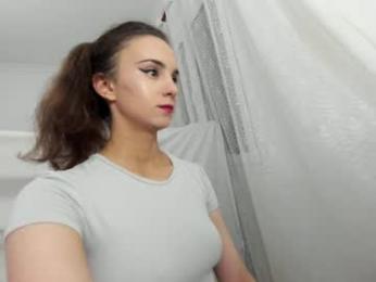ehotlovea chaturbate stream image, 05.10.2026 05:50