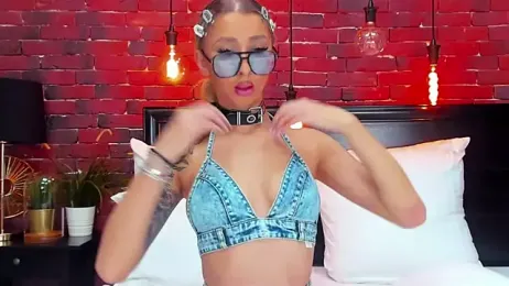 ChristynaRoss stripchat stream image