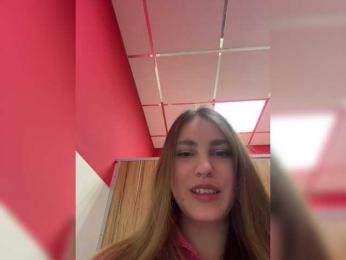 sweetAdel bongacams stream image, 18.03.2025 08:00