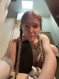 Baby_Tiny stripchat stream image, 18.03.2025 19:00