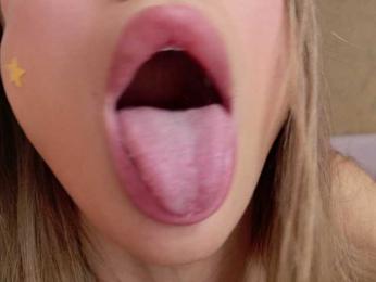 LennaGodess bongacams stream image, 19.03.2025 06:20