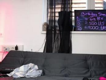siswet19 chaturbate stream image, 19.03.2025 14:40