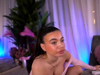 Esme Luv flirt4free stream image, 20.03.2025 10:00
