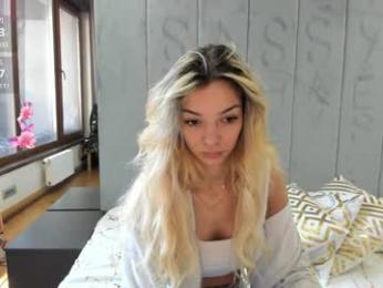 sassyt33n chaturbate stream image