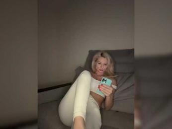 -Molly- bongacams stream image, 03.02.2025 09:20