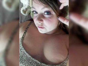 FLUFFY_BEAUTY bongacams stream image