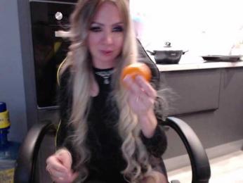blondalina bongacams stream image